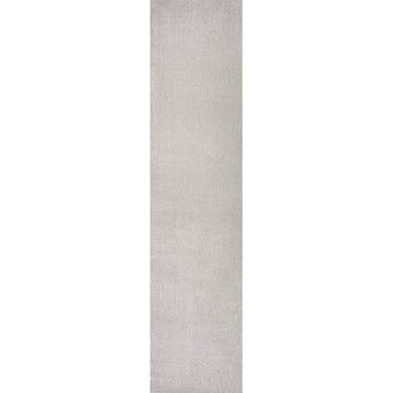 Twyla Classic Solid Low-Pile Machine-Washable Area Rug